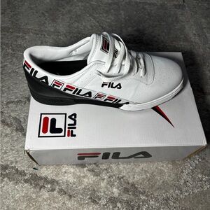 Men’s fila sneakers size 11.5